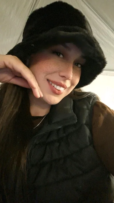 Isabella L.