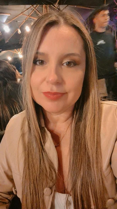 Sandra B.