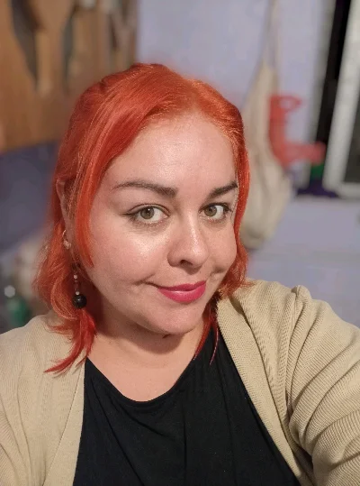 Ange Á.