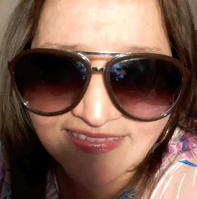 Ester R.