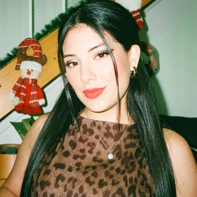Fernanda M.