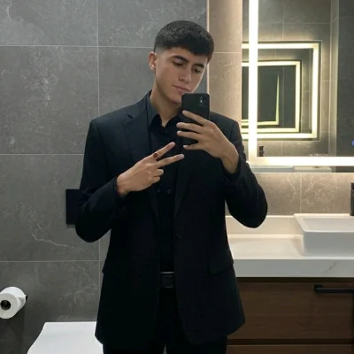 Sebastián M.