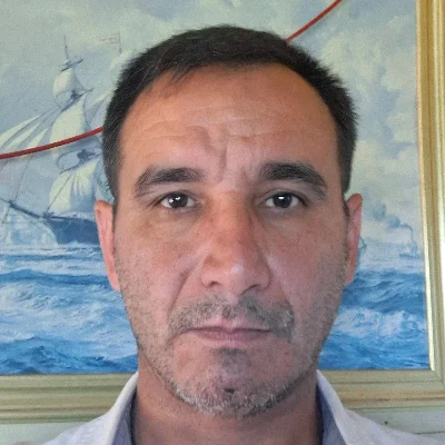 Mauricio C.
