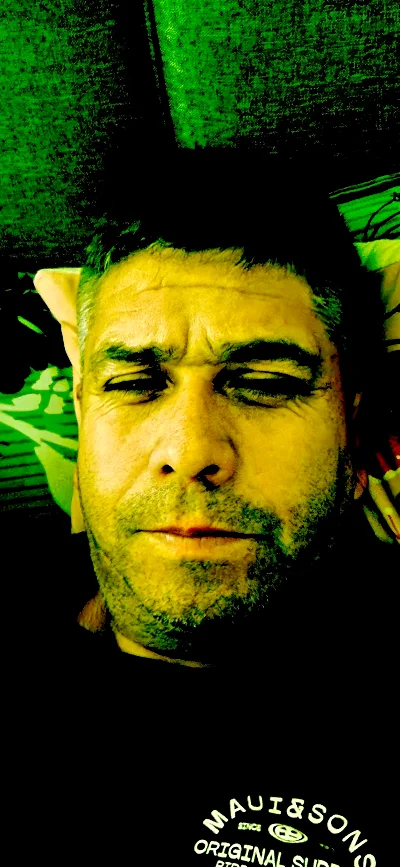 Miguel V.