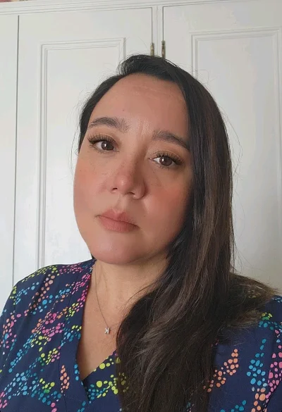 Laura K.