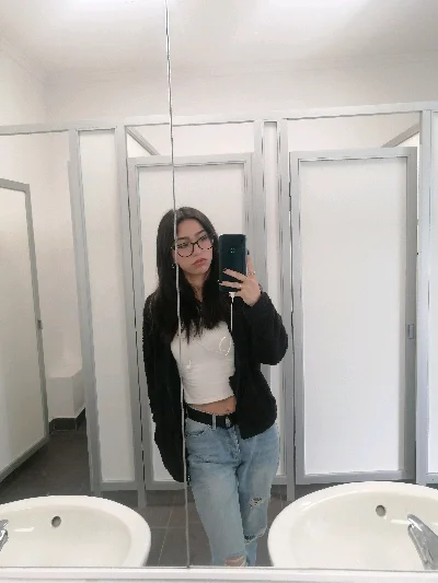 Nicole D.