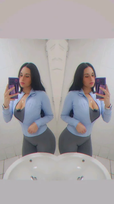 Ana C.