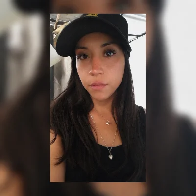 Charlott R.