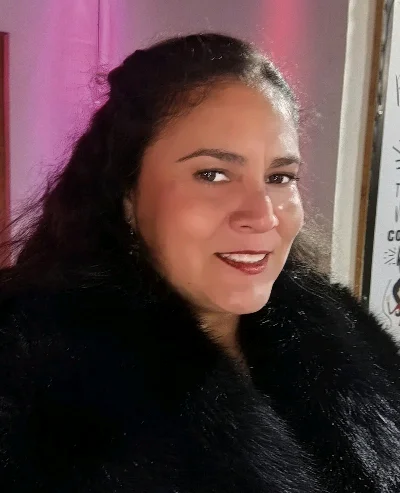Viviana S.