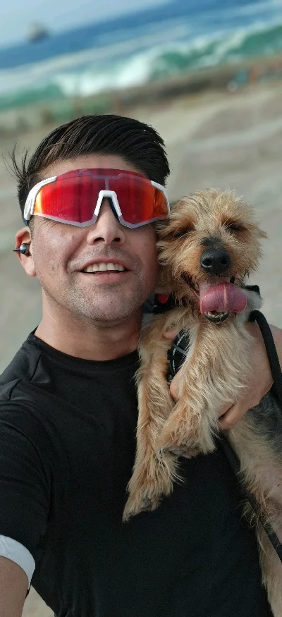 Erik Y.