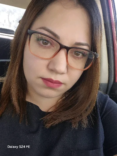 Ana E.