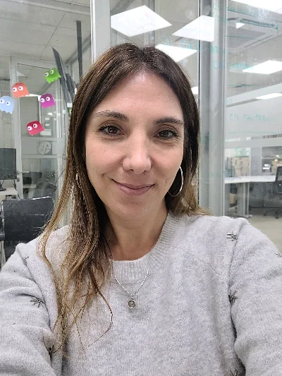 Macarena L.