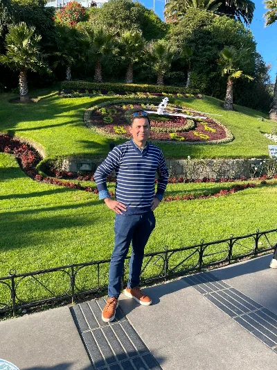 Alejandro R.
