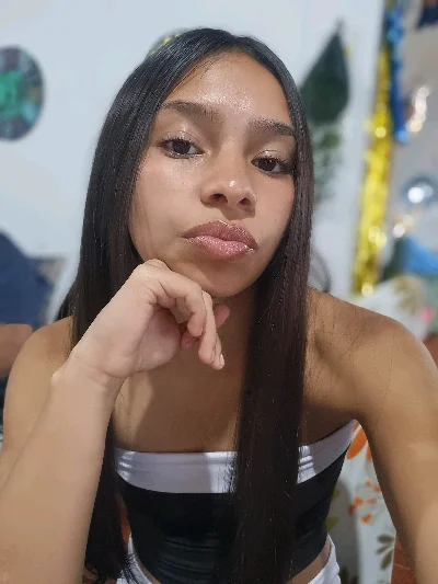 Alondra C.