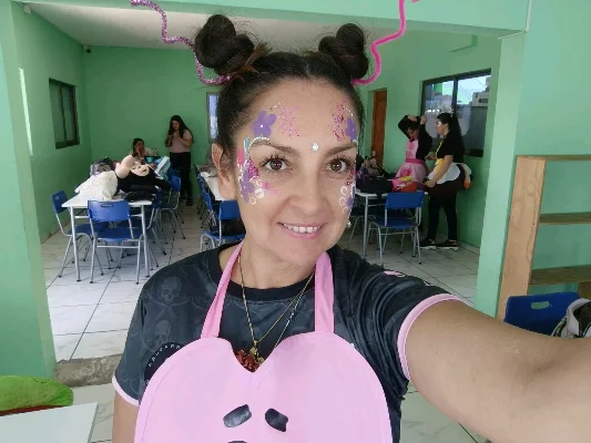 Paula T.