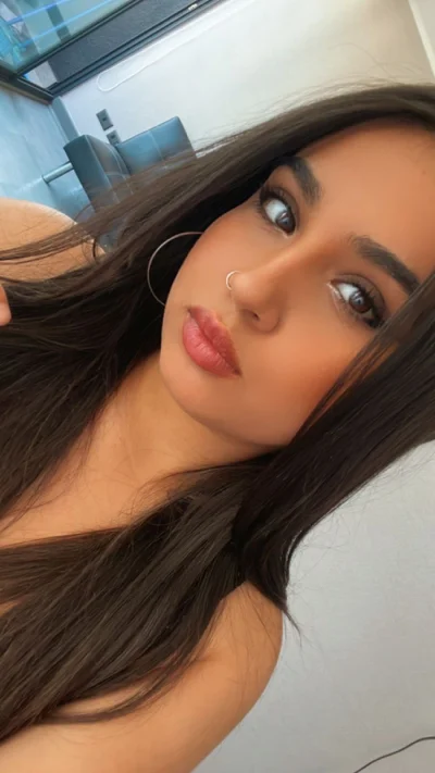Gabriela C.