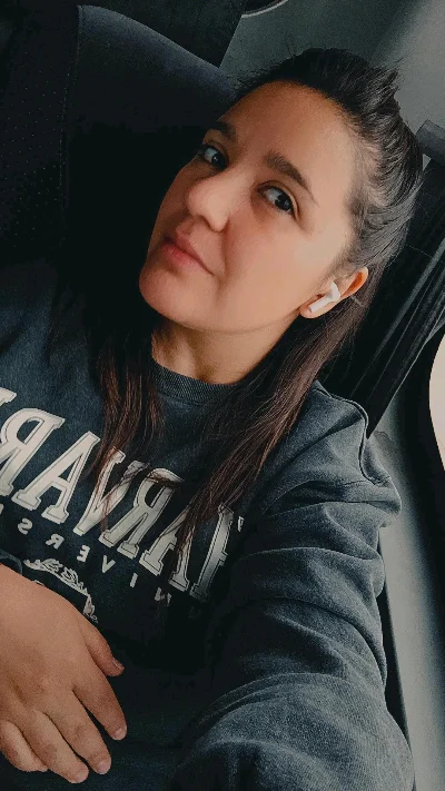 Claudia C.
