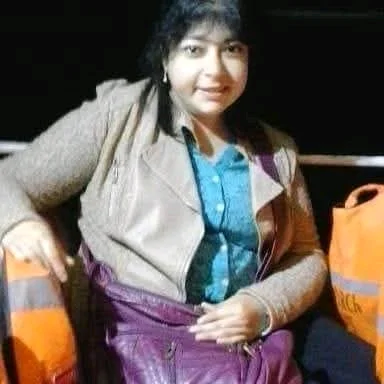 Damaris T.