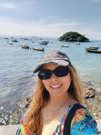 Camila F.