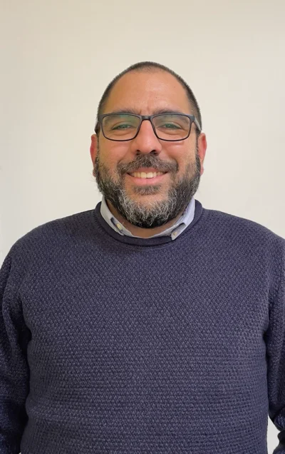 Luis H.