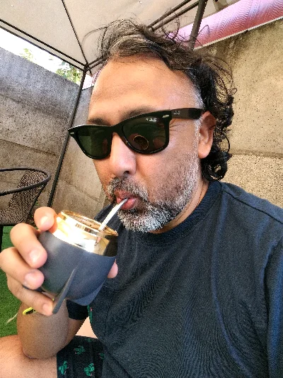 Tomas G.