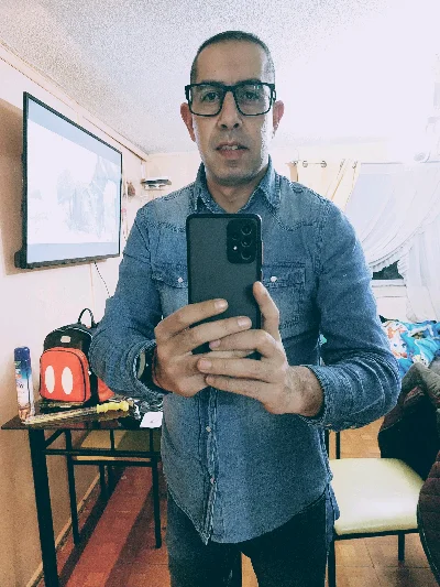 Gustavo M.