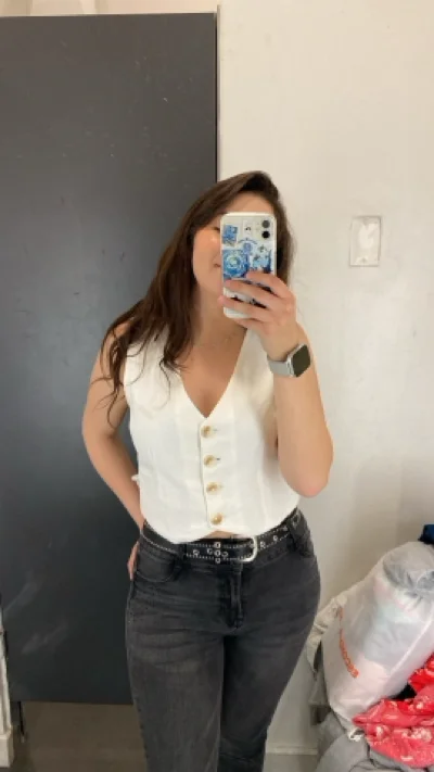 Constanza G.