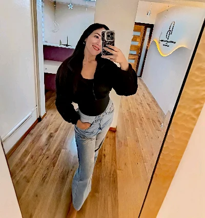 Nicole G.