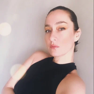Elisa V.