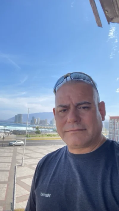Roberto V.