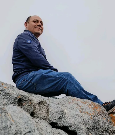 José H.