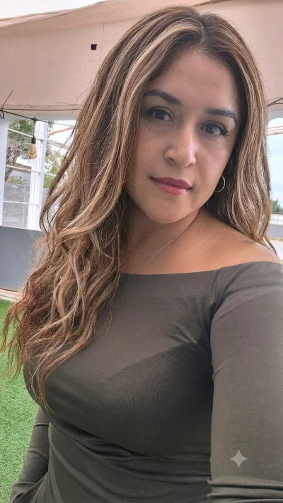Nicole G.