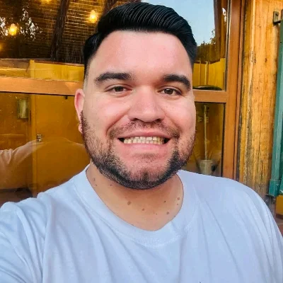 Jairo A.