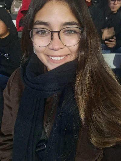 Vania C.