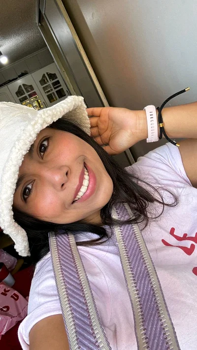 Daniela B.