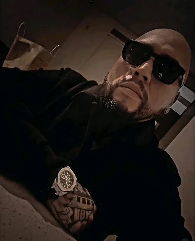 Sebastian V.