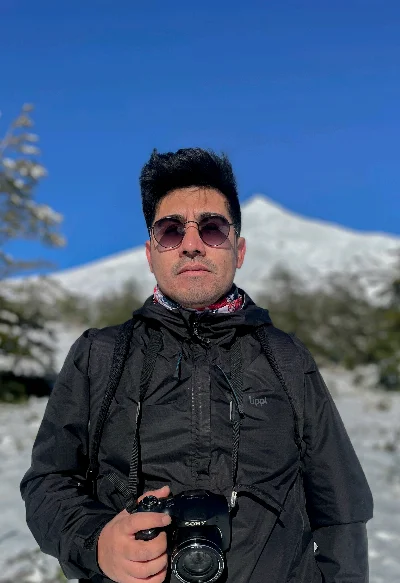 Mauricio V.
