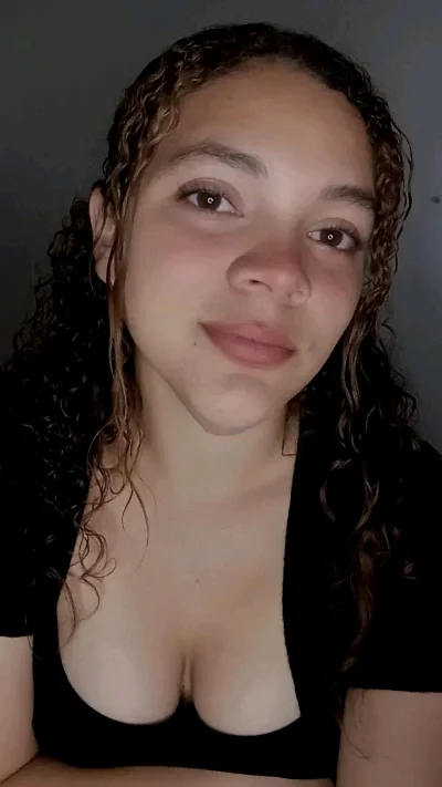 Victoria C.