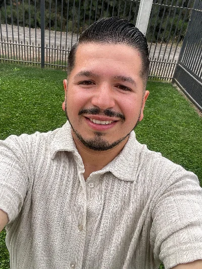 Ismael V.