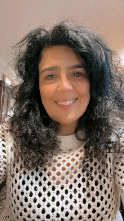 Maria J.