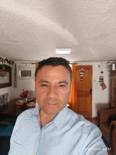 Luis G.