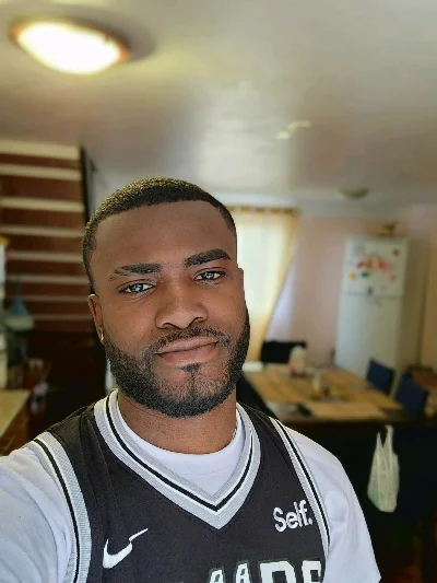 Jhon J.