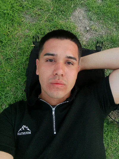 Bastian R.