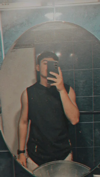 Sebastian V.