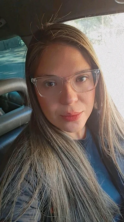 Victoria T.