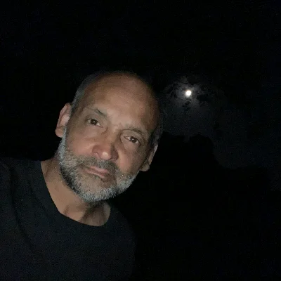 Marcos V.