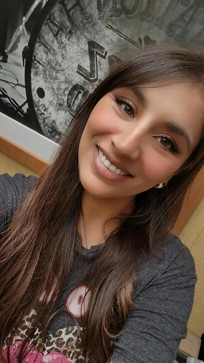 Valeska A.