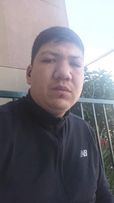 Daniel E.