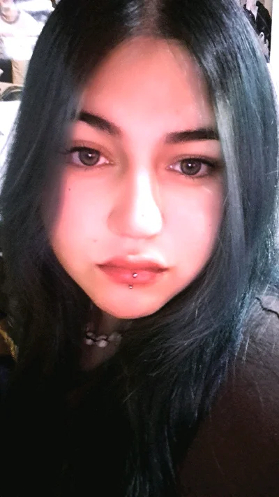 Anahí F.