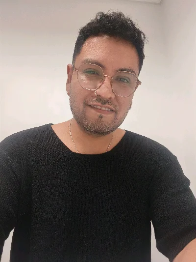 Luis L.